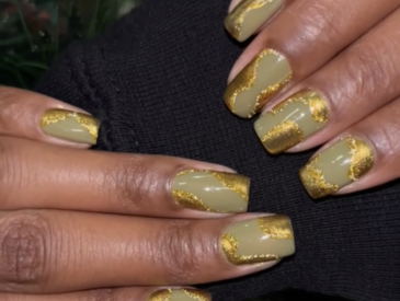 Sage green and gold chrome nails. Fall nail designs.